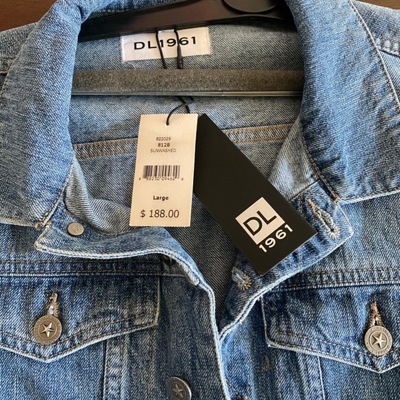 DL1961 Jean Jacket - Picture 2 of 5